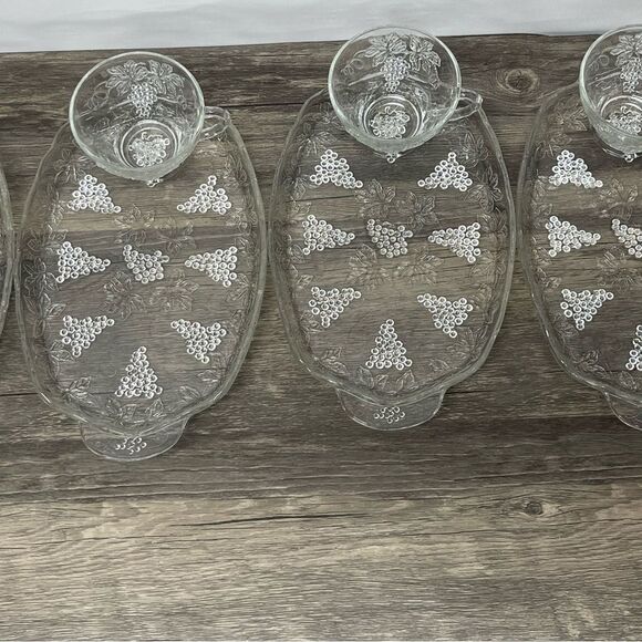 Vintage ANCHOR HOCKING Early American Prescut 8 Piece Snack Set Orig. Box EUC - Picture 10 of 14